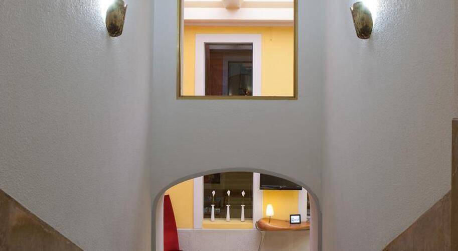 Hesperia Barri Gotic (Ex. Hespera Metropol Hotel) — фото 15