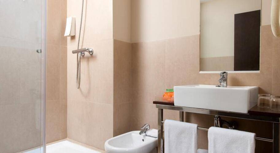 Hesperia Del Port Hotel — фото 11