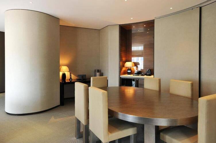 Armani Hotel