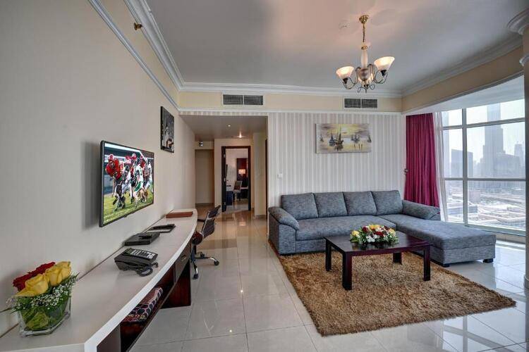 Sunday Mega Hotel Sheikh Zayed Road Near Difc (Ex. Emirates Grand Hotel)