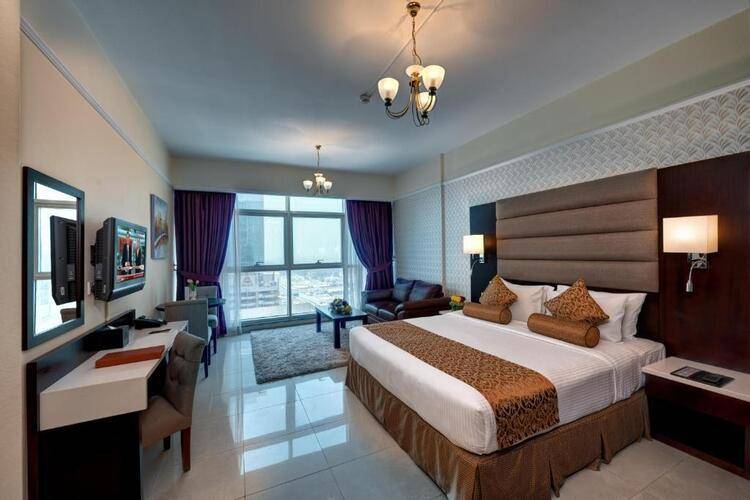 Sunday Mega Hotel Sheikh Zayed Road Near Difc (Ex. Emirates Grand Hotel)