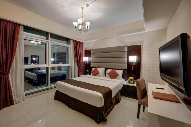 Sunday Mega Hotel Sheikh Zayed Road Near Difc (Ex. Emirates Grand Hotel)