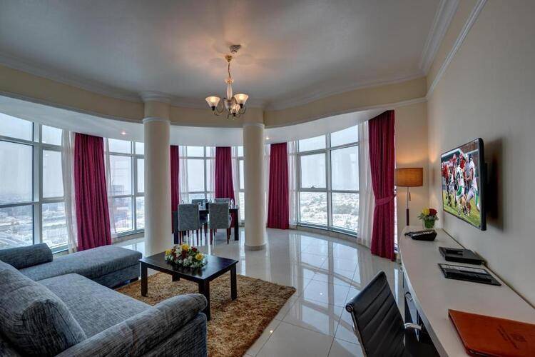 Sunday Mega Hotel Sheikh Zayed Road Near Difc (Ex. Emirates Grand Hotel)