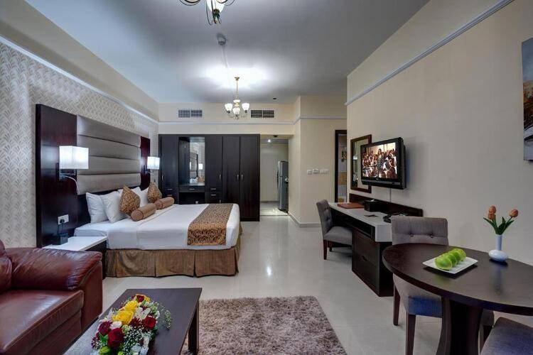 Sunday Mega Hotel Sheikh Zayed Road Near Difc (Ex. Emirates Grand Hotel)