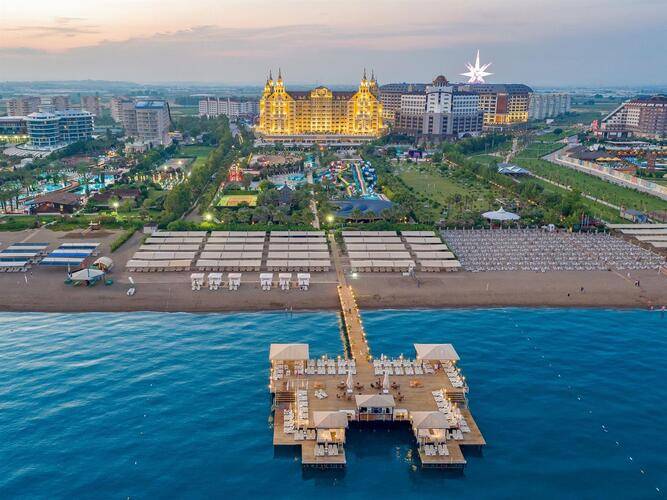 Royal Holiday Palace Hotel