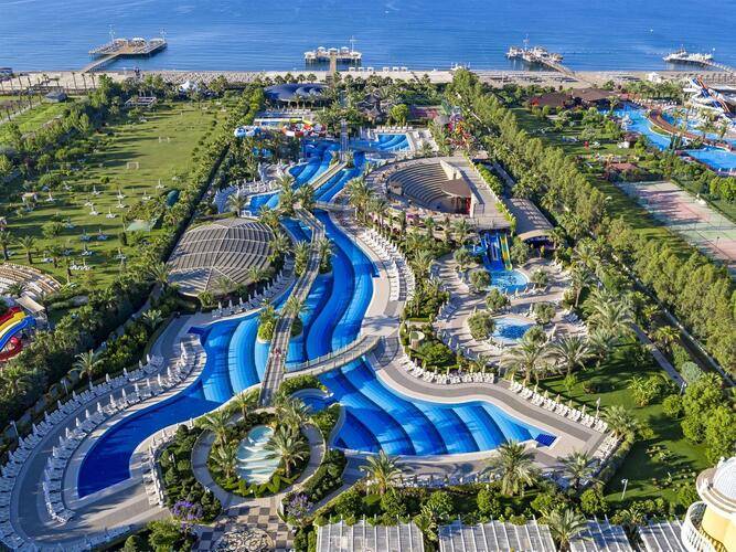 Royal Holiday Palace Hotel