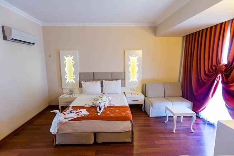 Grand Mir Amor Hotel