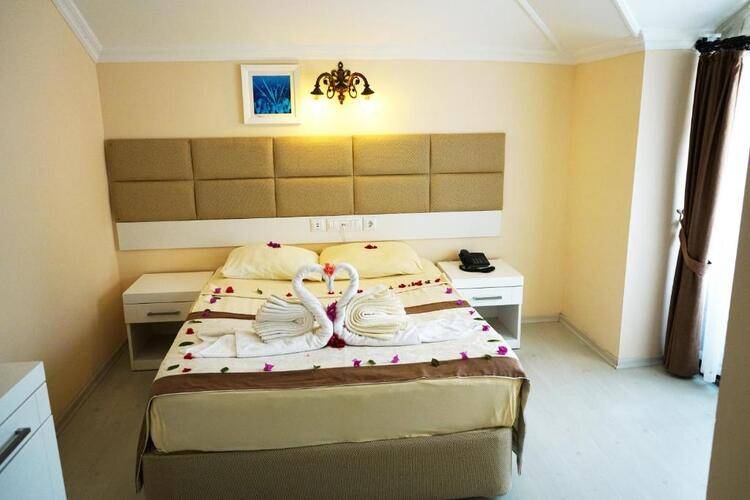 Grand Mir Amor Hotel