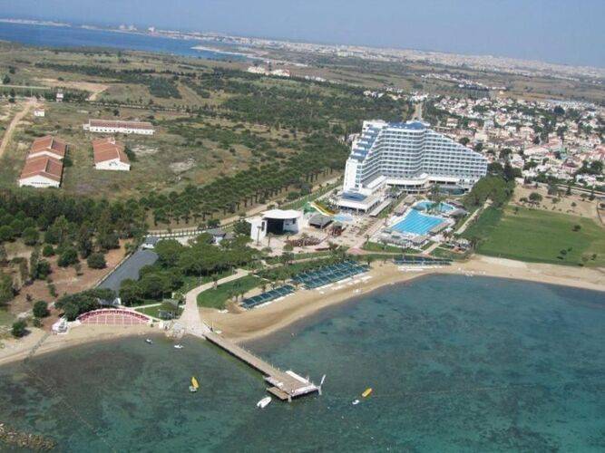 Venosa Beach Resort & Spa