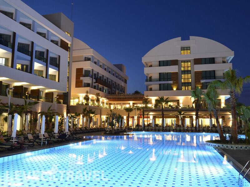 Фотография Port Side Resort Hotel