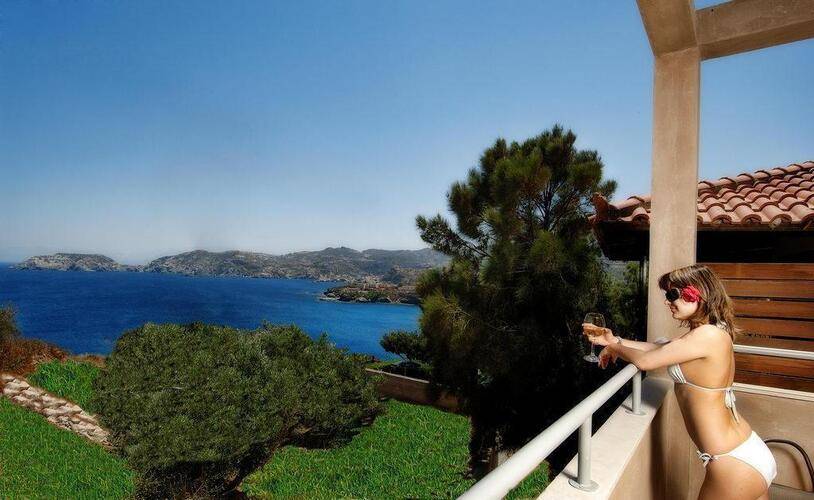 Eva Mare Hotel & Suites