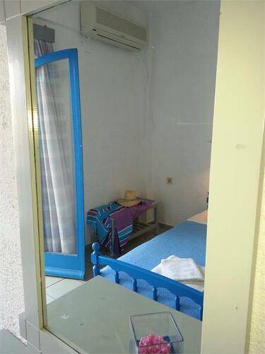 Iro Hotel