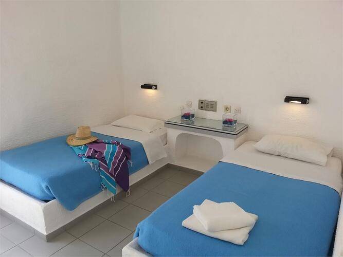 Iro Hotel