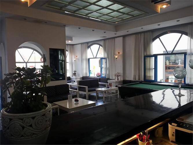 Iro Hotel