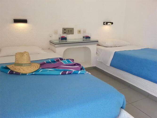 Iro Hotel