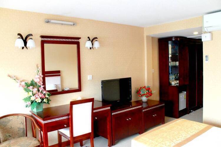 Mermaid Beach Resort