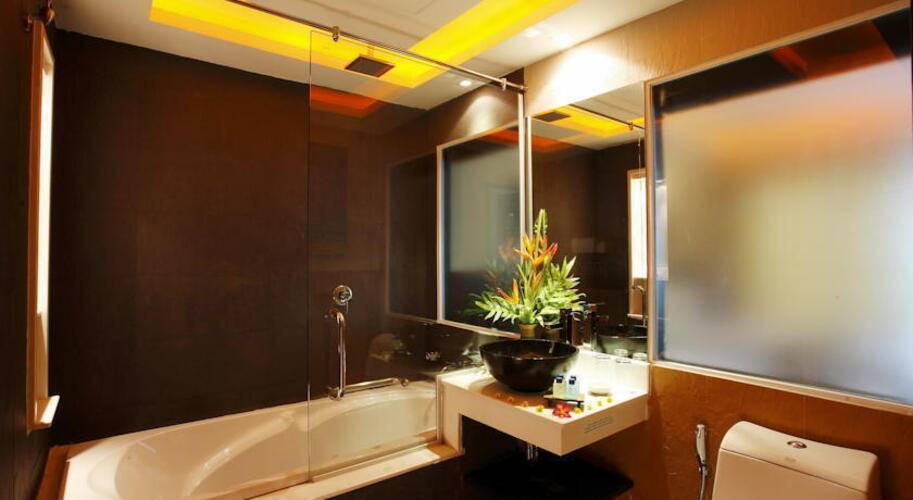 R-Mar Resort & Spa