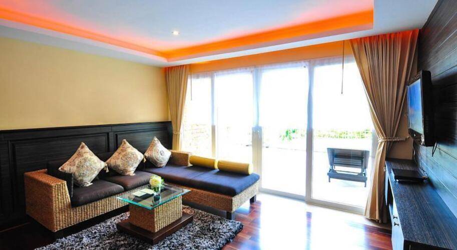 R-Mar Resort & Spa