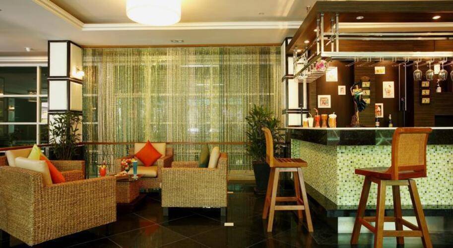 R-Mar Resort & Spa