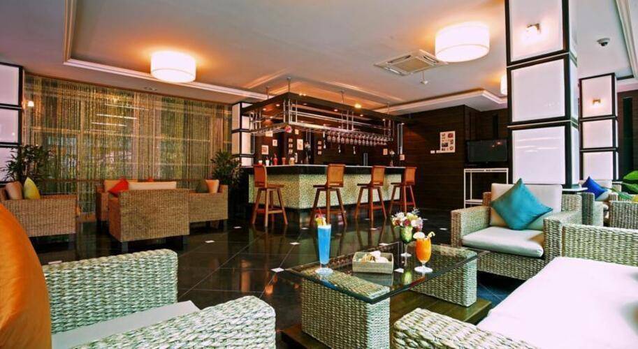 R-Mar Resort & Spa