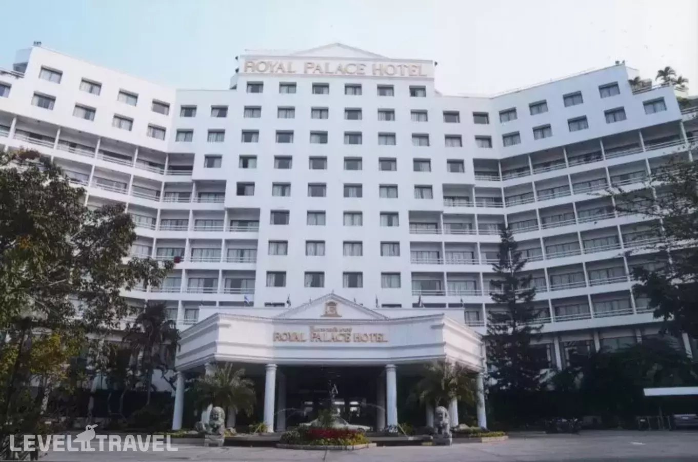Royal Palace Hotel