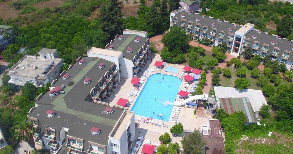 Omorfi Garden Resort (Ex. Beralisa Garden Resort Hotel, Ex.Monna Roza Garden Resort Hotel)