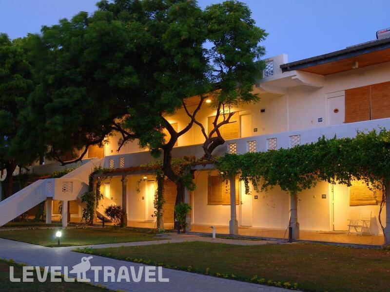 Фотография Pigeon Island Resort