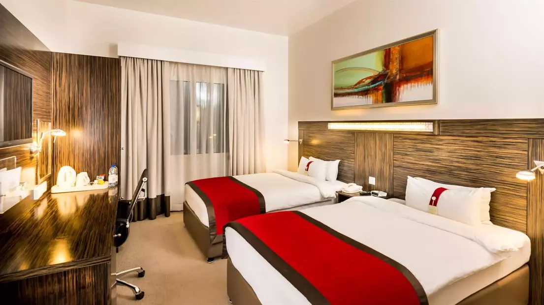Holiday Inn Express Internet City