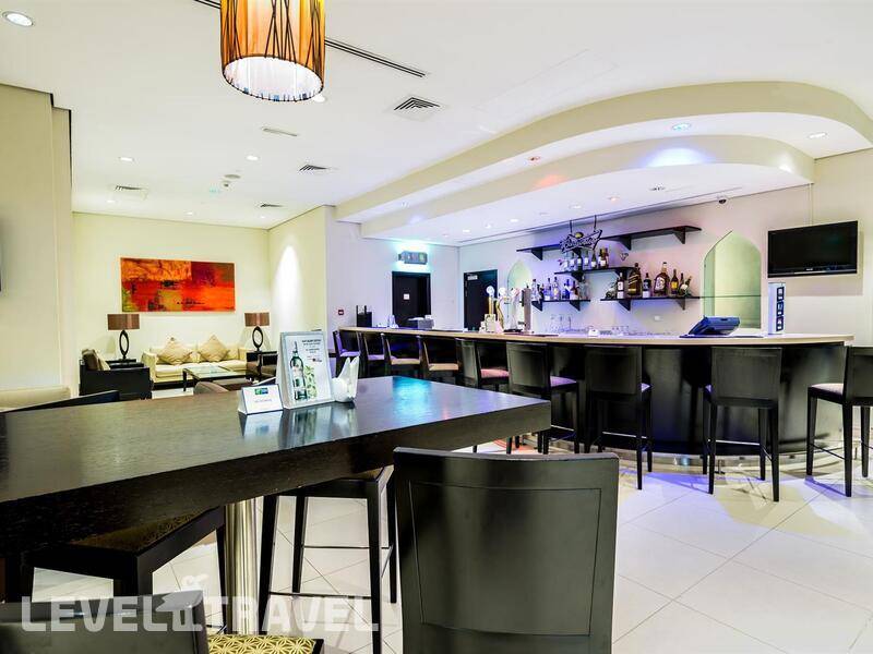 Фотография Holiday Inn Express Internet City