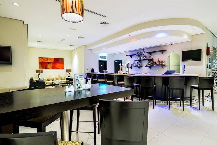 Holiday Inn Express Internet City