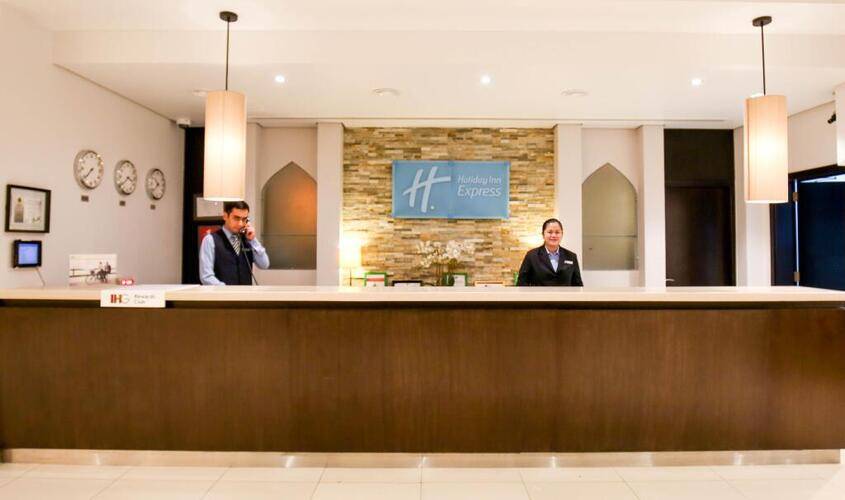 Holiday Inn Express Internet City