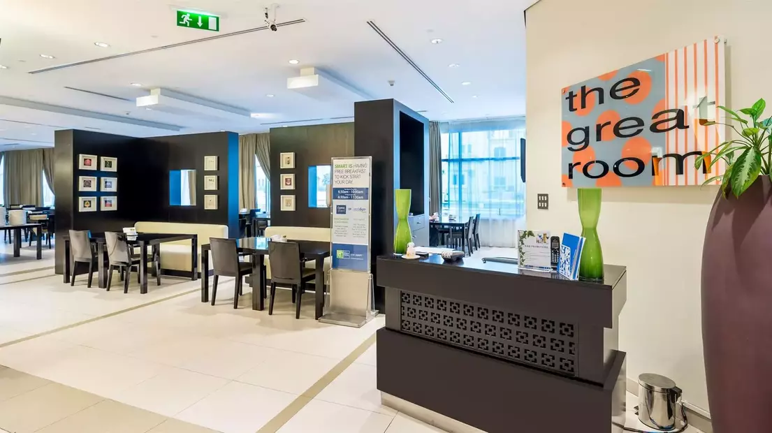 Holiday Inn Express Internet City