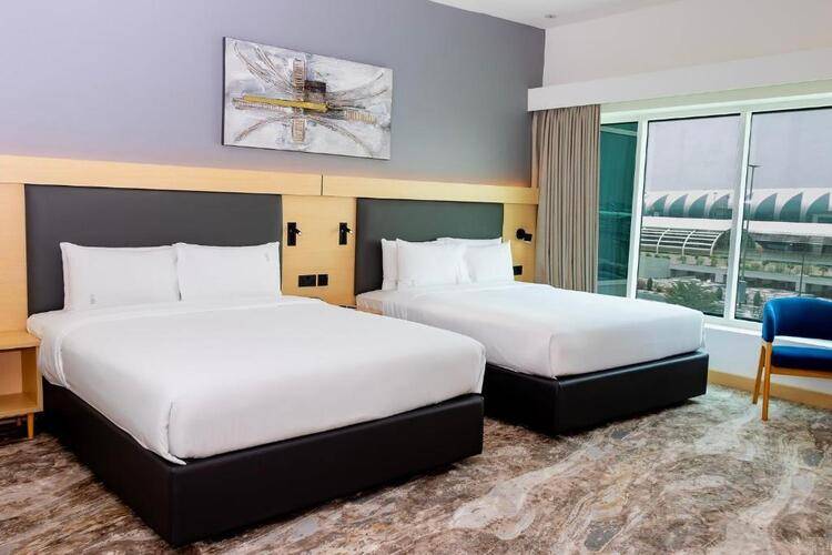 Holiday Inn Express Dubai Airport