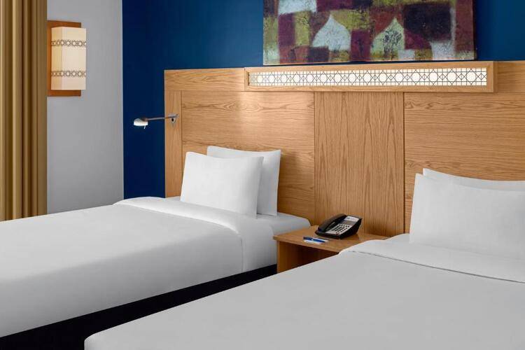 Holiday Inn Express Dubai Airport