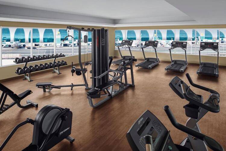 Holiday Inn Express Dubai Airport