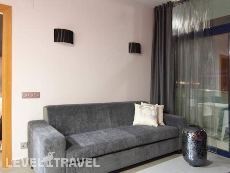 Фотография Four Elements Suites Aparthotel