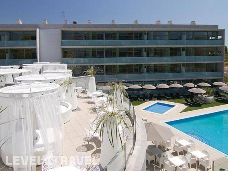 Фотография Four Elements Suites Aparthotel