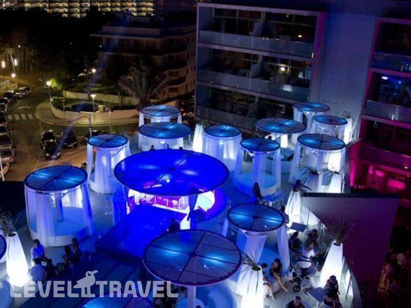Фотография Four Elements Suites Aparthotel