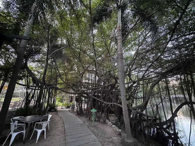 The Leela Resort & Spa (Ex. Leelawadee Lagoon)