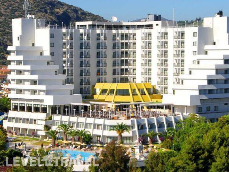 Фотография Blue Vista Hill Hotel
