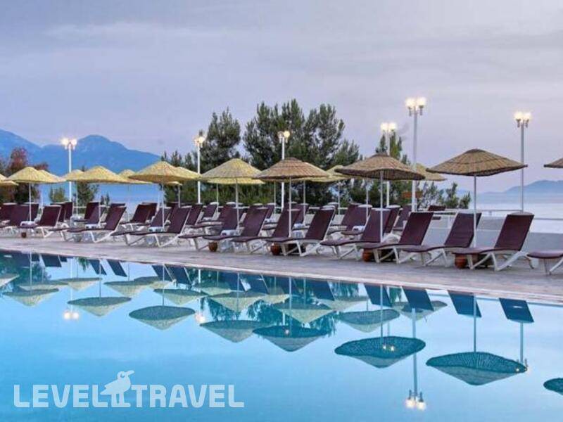 Фотография Blue Vista Hill Hotel