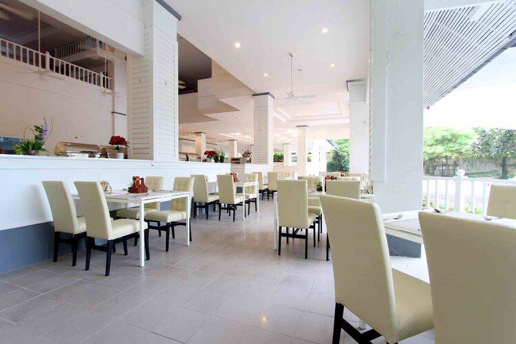 Pooh Beach Resort & Spa (Ex.Splendid Resort Jomtien)