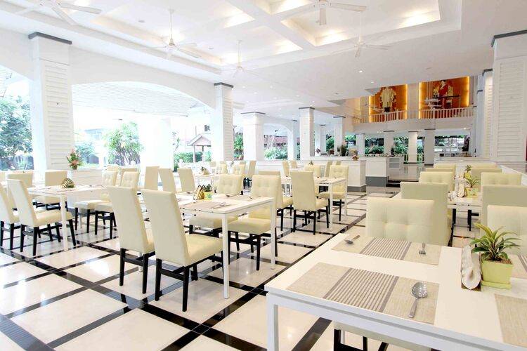 Pooh Beach Resort & Spa (Ex.Splendid Resort Jomtien)