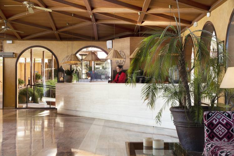Luna Club Hotel