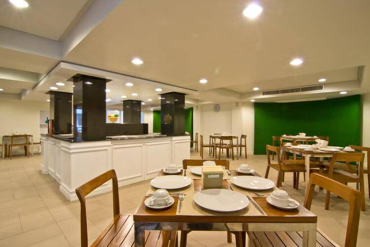 Sunshine Hotel & Residences