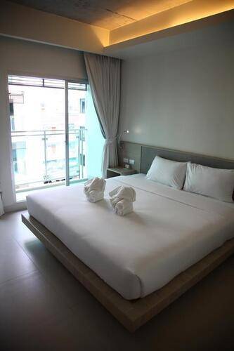 Sunshine Hotel & Residences