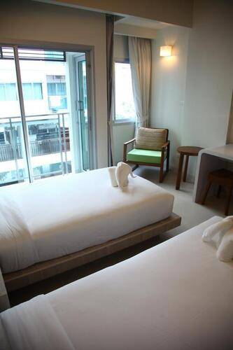 Sunshine Hotel & Residences