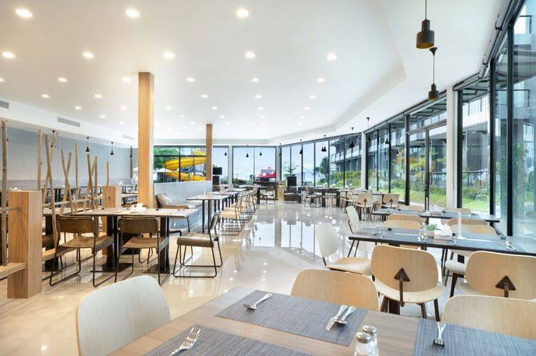 Centara Life Cha-Am Beach Resort Hua Hin