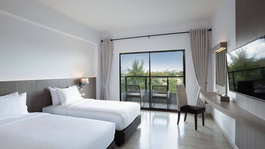 Centara Life Cha-Am Beach Resort Hua Hin