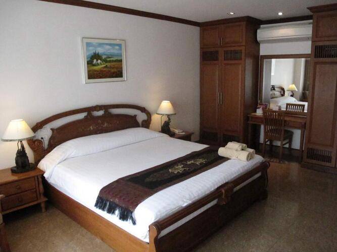 Aiyaree Place Hotel